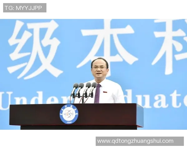 飞盘追梦：周军的热血人生与深度对话探索